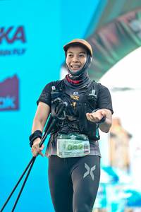 BIB: 1042
                            <button type="button" onclick="openModal(24886847)" class="btn btn-primary btn-sm float-right btn-popup" data-toggle="modal" data-target=".modal-high-quality">
                        <i class="fas fa-shopping-cart"></i> Add to Cart
                    </button>
                                            <button type="button" onclick="isThisMe(24886847, true)" class="btn btn-success btn-sm float-right btn-popup btn-isme hidden" data-toggle="tooltip" data-placement="bottom" title="นี่คือรูปของคุณใช่ไหม คลิกที่นี่เพื่อเอาเข้าอัลบั้ม">
                        <i class="fas fa-plus"></i> Add to album
                    </button>
                    <button type="button" onclick="isThisMe(24886847, false)" class="btn btn-warning btn-sm float-right btn-popup btn-isnotme hidden">
                        <i class="fas fa-ban"></i> Remove from album
                    </button>